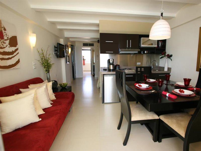 מזטלן Las Flores Beach Resort מראה חיצוני תמונה