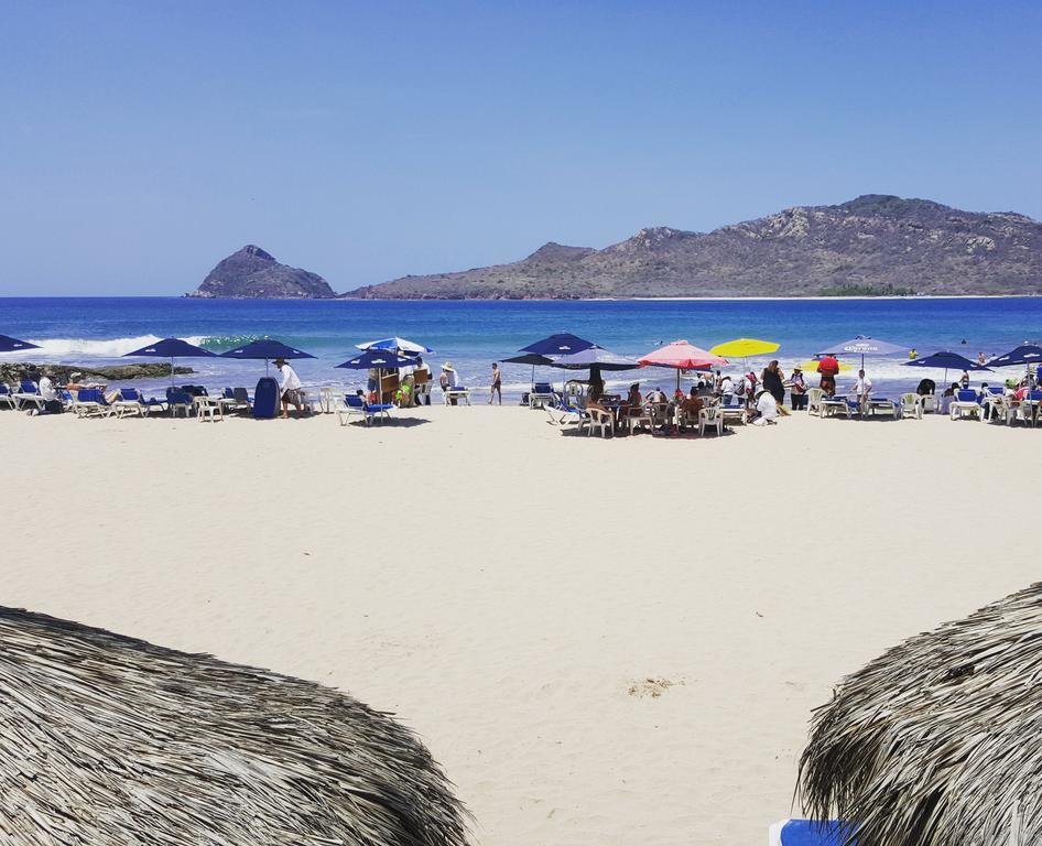 מזטלן Las Flores Beach Resort מראה חיצוני תמונה