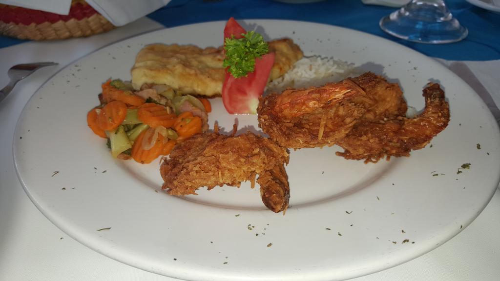מזטלן Las Flores Beach Resort מראה חיצוני תמונה