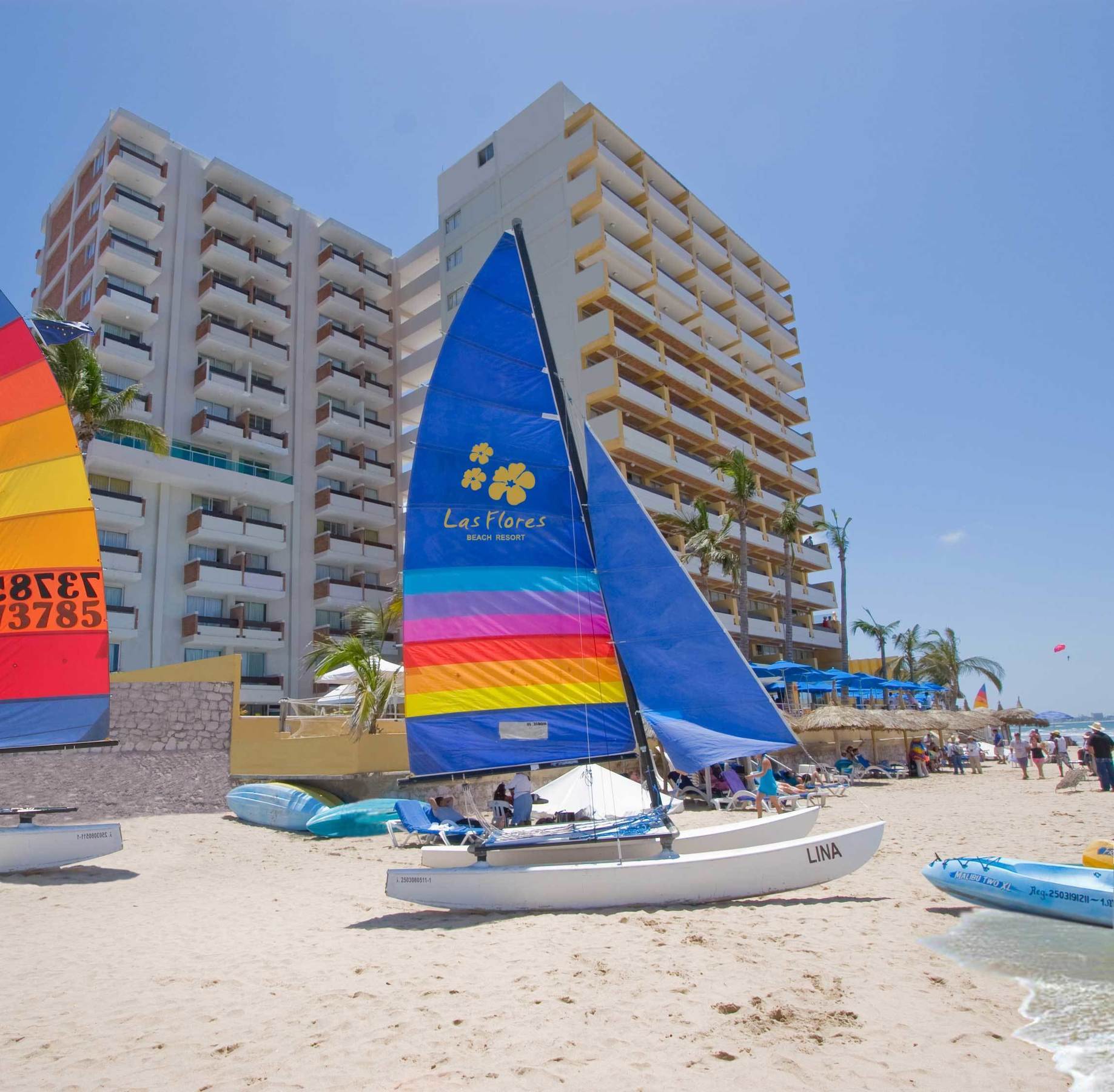 מזטלן Las Flores Beach Resort מראה חיצוני תמונה