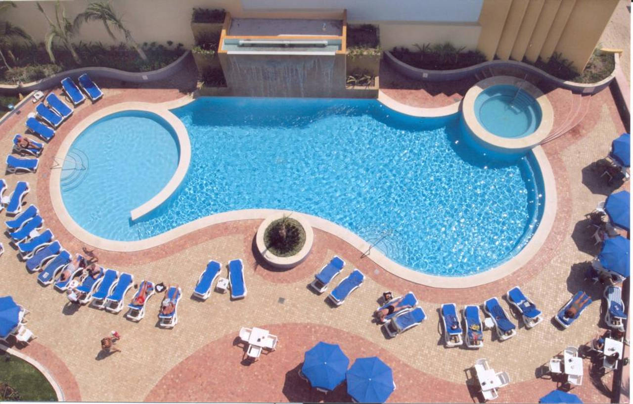 מזטלן Las Flores Beach Resort מראה חיצוני תמונה